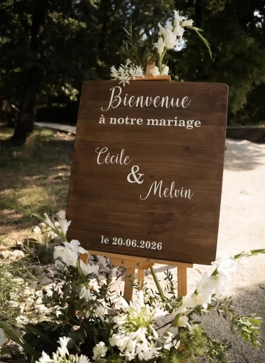 "Welcome" Wedding Sign, Drôme